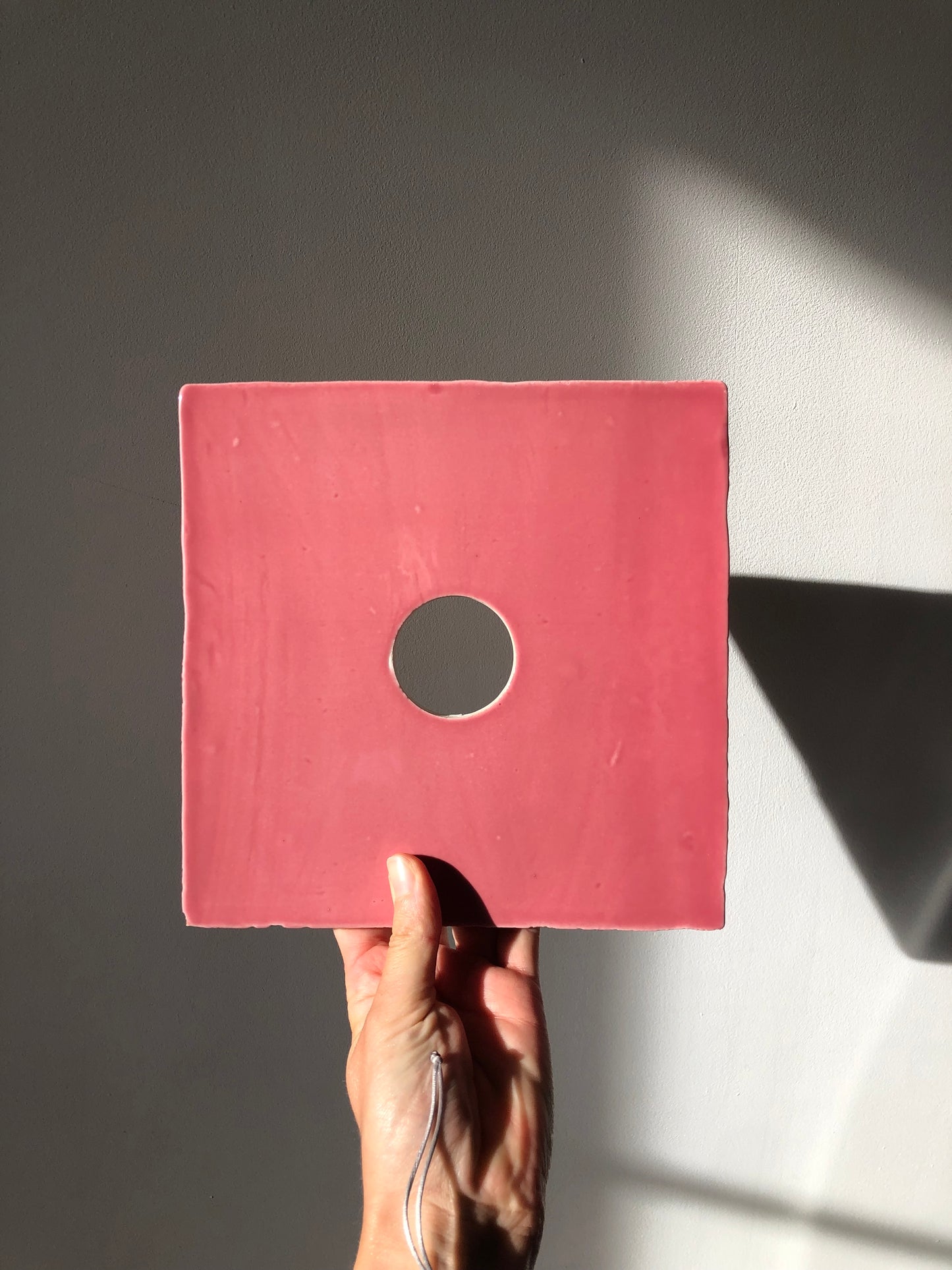 ECHANTILLON GLOBE TILE (PINK)